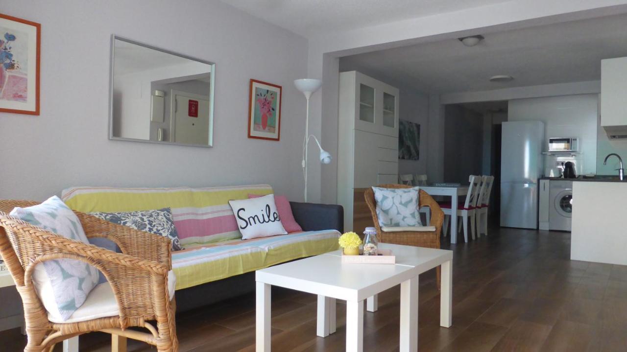 Apartamento a 50 mts de la playa Carrer la Mar El Campello Exterior foto